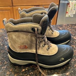 The North Face Leather Insulated Boots